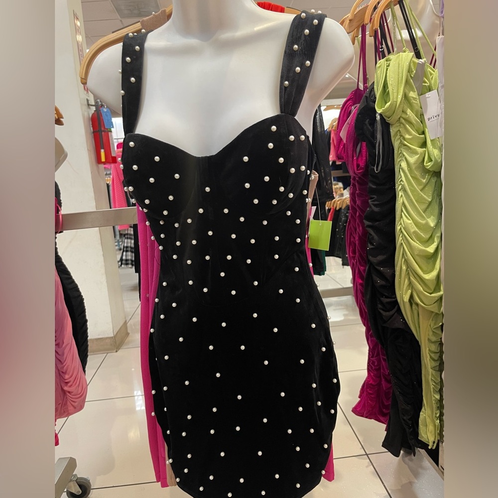 Dress with pearls